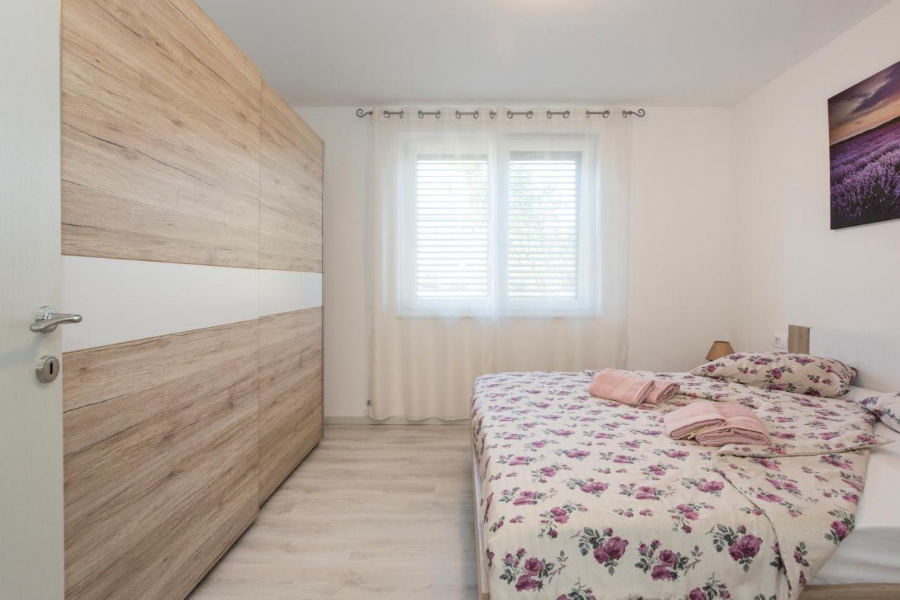 Apartment Stella Labin  Buitenkant foto